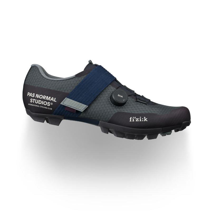 FIZIK | FEROX CARBON PNS X FIZIK - Grey / Blue